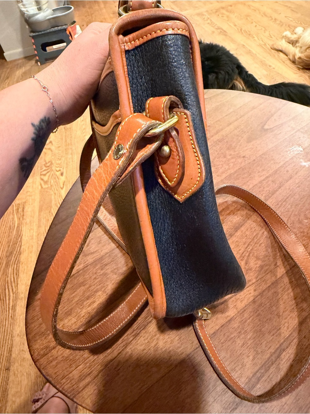Vintage Dooney & Bourke Black and Brown Pebbled Leather Crossbody - Picture 5 of 11